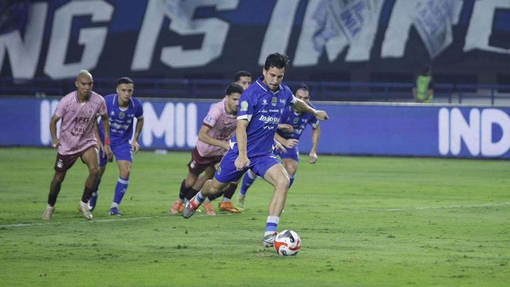 Dominasi Tak Terbantahkan: Analisis Lengkap Kemenangan Telak Persib atas Persik di GBLA