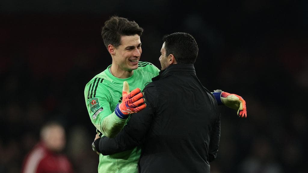Analisis Pilihan Kiper Arteta: Sentimen vs Rasionalitas di Final Carabao Cup