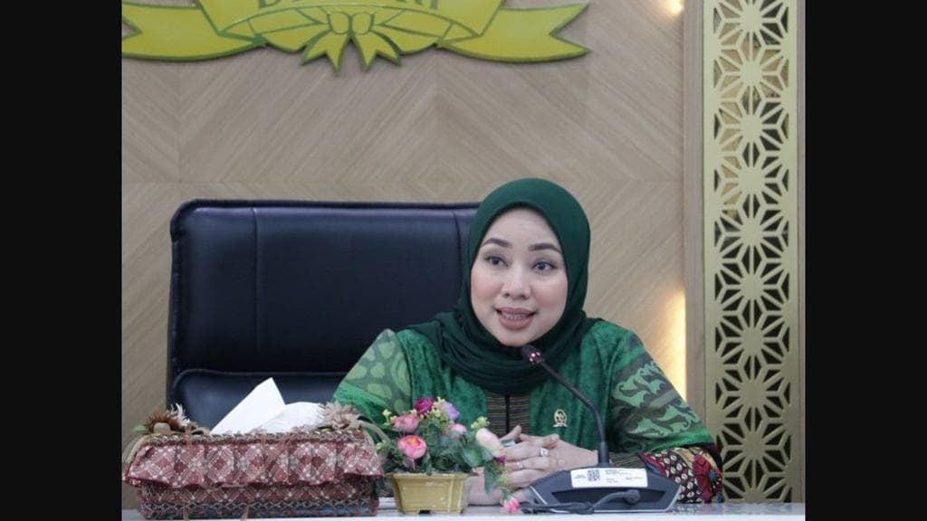 Mengurai Benang Kusut Kebijakan Hemat Energi: WFH Hanya Satu Keping Puzzle